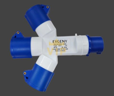 Ổ cắm nối chia 3 ngã 3P 16A 220V IP44 EVGENY
